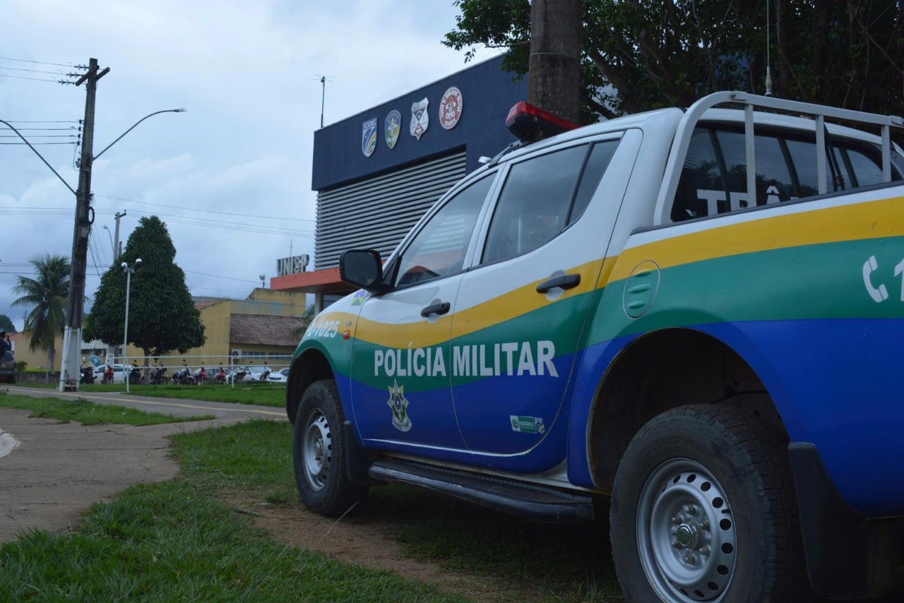 FOGO NO LAR: Mulher tenta queimar casa e o marido enquanto ele dormia