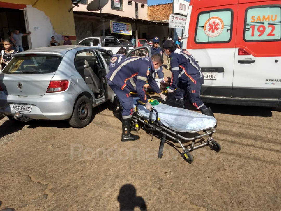 CHOQUE: Grave batida entre carros deixa irmãs lesionadas na 