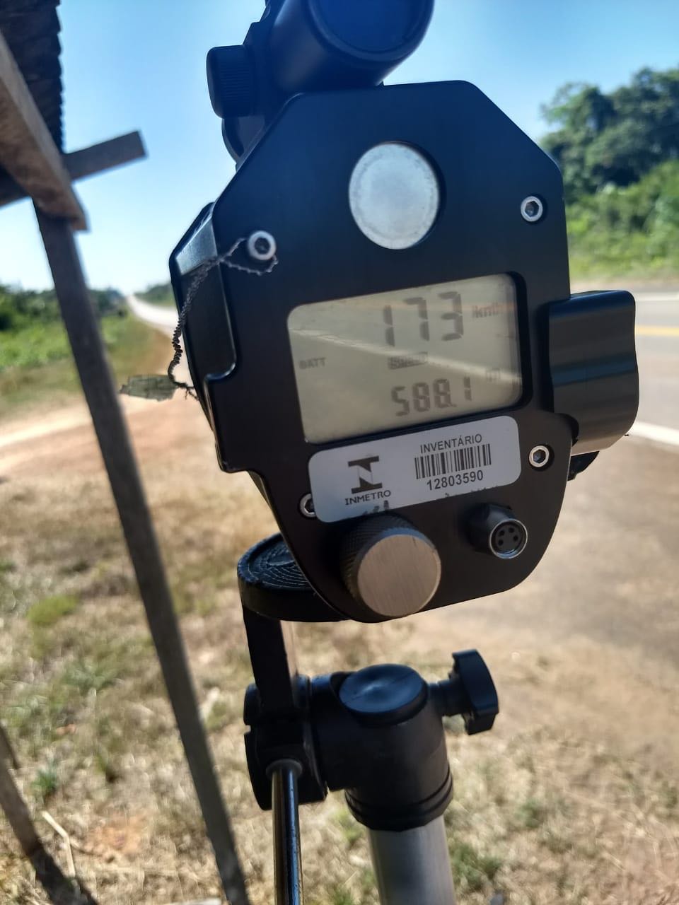 INFRAÇÃO: Em uma hora, mais de 10 veículos foram flagrados em alta velocidade pela PRF