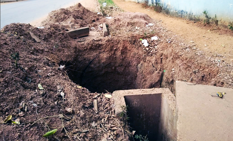 BURACO: Moradores reclamam de cratera em rua do bairro da zona Leste