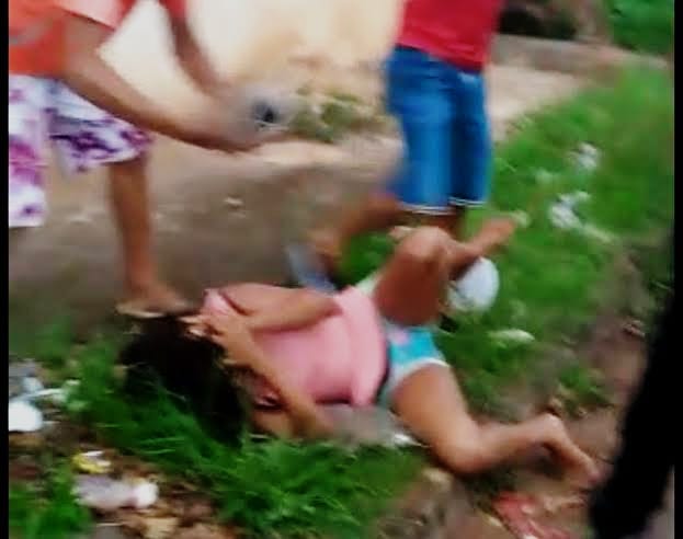 HOSPITALIZADA: Adolescente é abandonada pelo namorado em roubo e acaba surrada