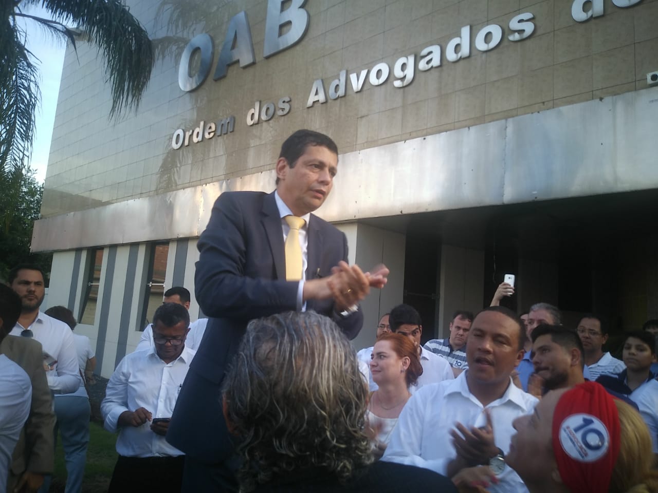 VÍDEO - DEFINIDO: OAB elege Elton Assis como novo presidente para 2019/2021