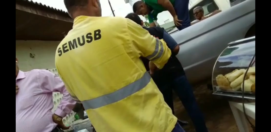 CONFISCADO: Fiscais apreendem mercadorias e produtos de ambulantes na capital