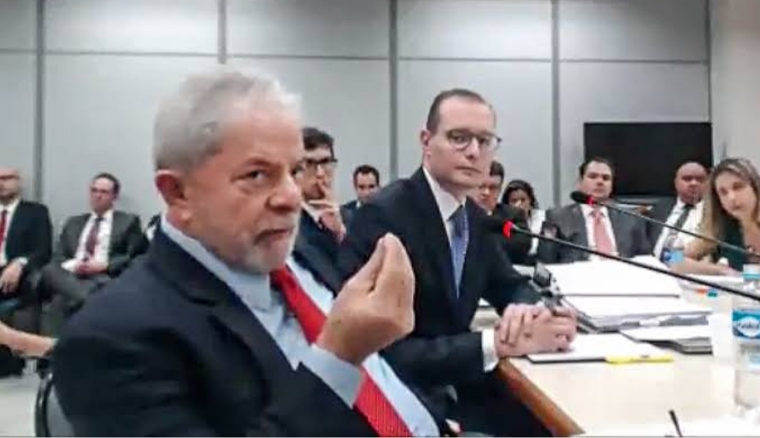 LULA: É cedo pra comemorar, ainda tem a condenação do sítio de Atibaia - Por Vick Bacon