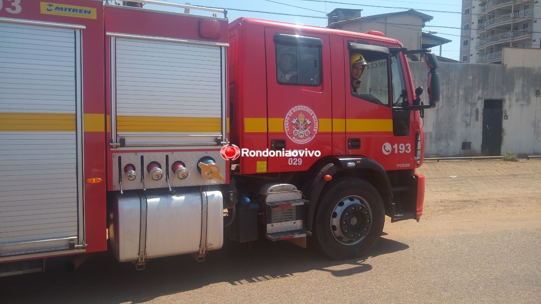 SUSTO: Princípio de incêndio em antigo restaurante mobiliza equipes dos Bombeiros