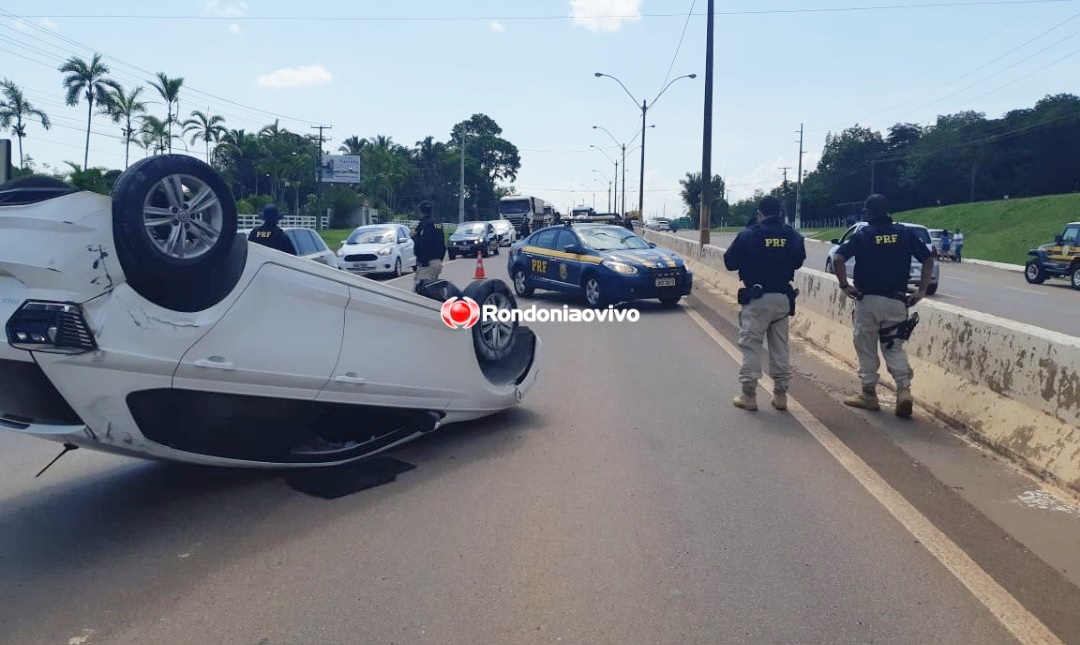 CAMINHÃO FECHOU: Carro com criança de sete anos capota na BR-364 em Porto Velho