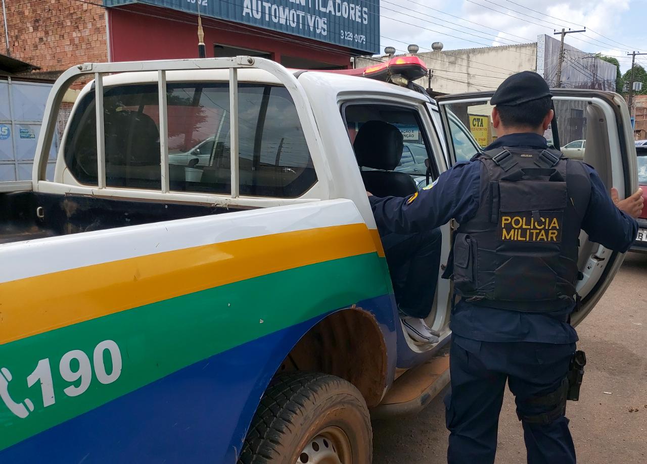 CAVALO DE AÇO: Operação da PM prende jovem com motocicleta roubada