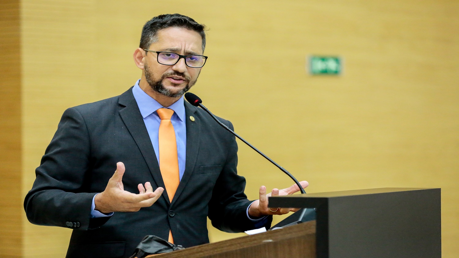 GUAJARÁ-MIRIM: Dep. Anderson destina recursos para melhorar a iluminação pública do município 