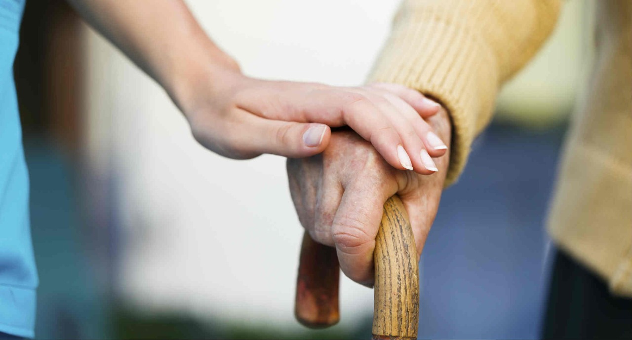 SINTOMAS: Doença de Parkinson não é só tremor nas mãos e sinais começam bem antes