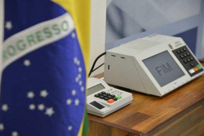 POLÍTICA: Às vésperas do prazo final, 11 partidos têm convenção no fim de semana