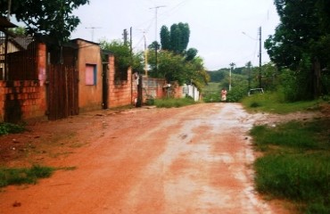 VIOLÊNCIA – Assaltos constantes e domínio de facções criminosas assustam moradores do bairro Nacional; criminoso é filho de PM