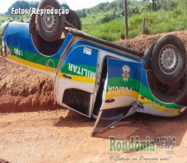 Viatura da PM capota quando participava de missão de paz 