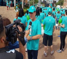 PREVENÇÃO: Maurão participa de caminhada que alerta sobre o câncer juvenil