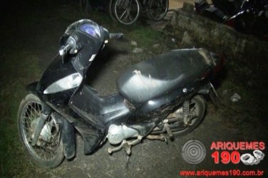 Moto roubada é recuperada pela PM