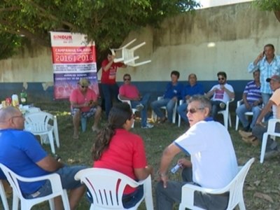 Servidores da Caerd paralisam trabalhos por 24 horas