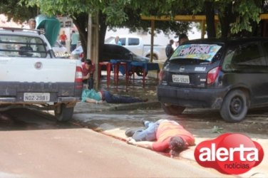 ARIQUEMES – Homens são executados a tiros em bar um sai baleado