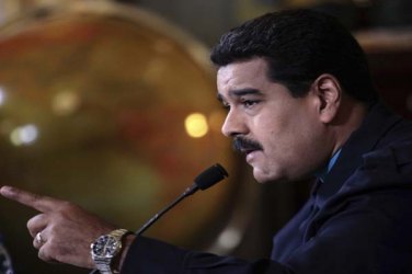 Maduro ordena exercício militar defensivo no final de semana