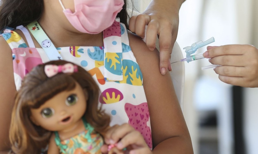 COVID-19: Crianças de 3 a 4 anos começam a ser vacinada na próxima segunda (25)