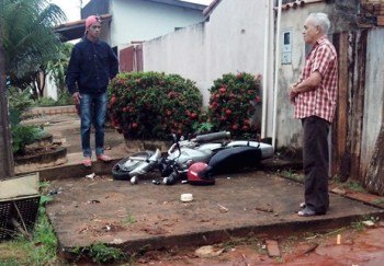 OURO PRETO DO OESTE – Motociclista morre após bater de frente com poste