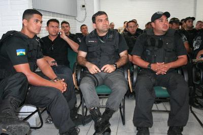 Bope de Alagoas realiza treinamento de resistência com agentes e policiais de RO