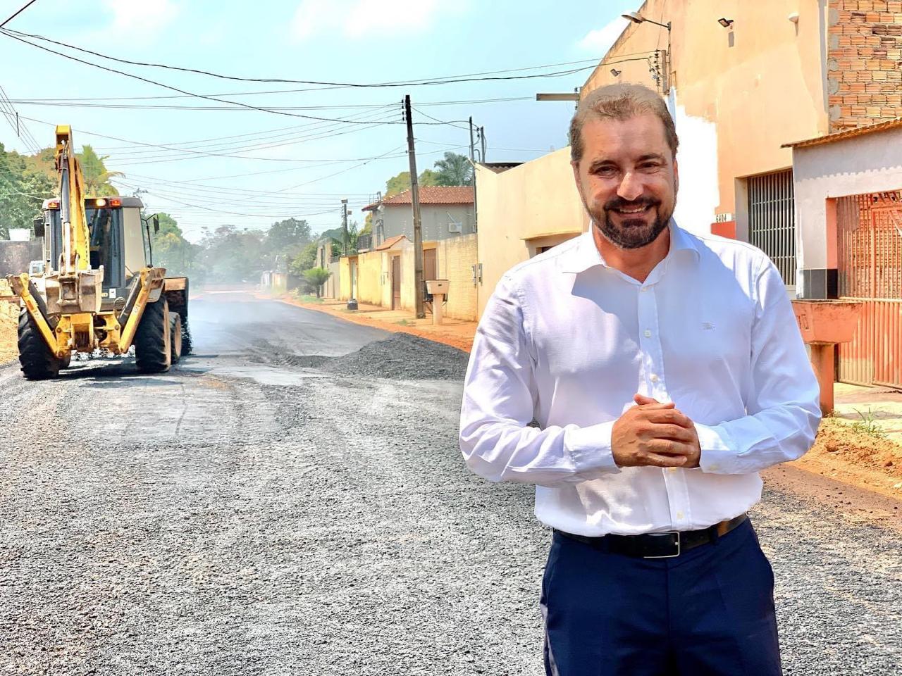 ELEIÇÕES NA CAPITAL: Hildon Chaves lidera pesquisa seguido de Breno Mendes e Garçom