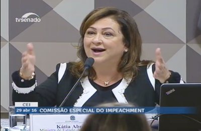 Comissão Especial do Impeachment ouve defesa de Dilma, acompanhe aqui!!!