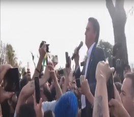 Bolsonaro diz que, no Exército, sua 'especialidade é matar'