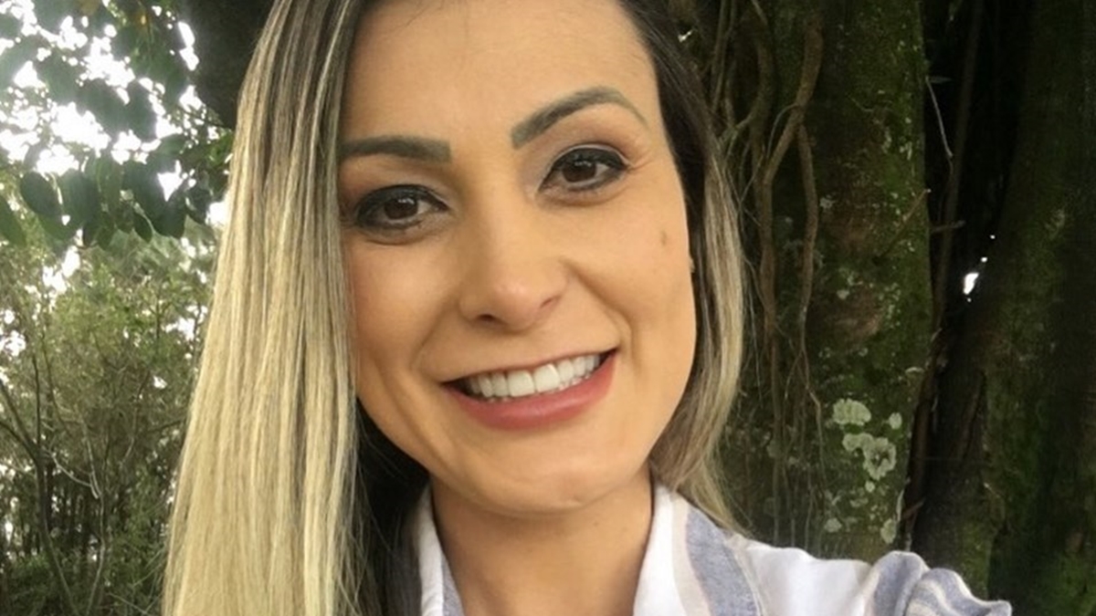 ASSISTA A ENTREVISTA: Andressa Urach revela que já chegou a cobrar R$ 30 mil por programa