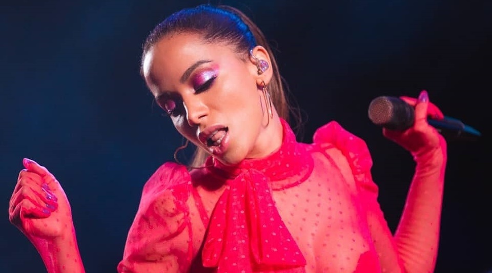 “Sempre gostei de garotas”, fala Anitta sobre bissexualidade