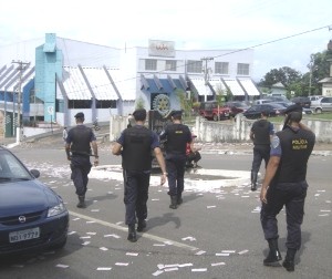 Manifestações pela manhã no centro da cidade - Confira mais fotos