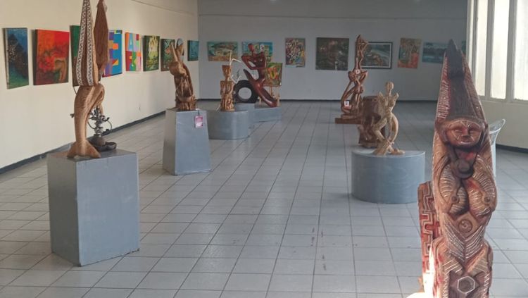 NA IVAN MARROCOS: Artista visual Assis Chateaubriand e convidados abrem exposição nesta quarta