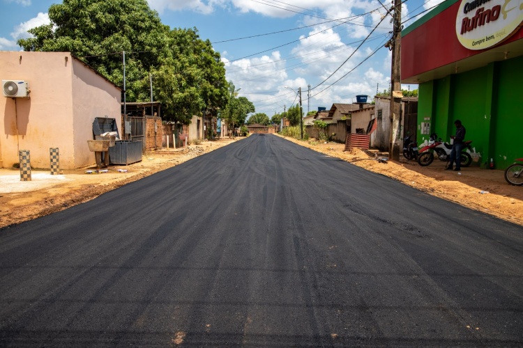 INFRAESTRUTURA: 22 quilômetros de ruas são asfaltas no bairro São Francisco