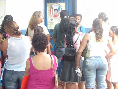Triagem do Projeto Paternidade do TJ/RO mobiliza mães na escola Castelo Branco em Porto Velho