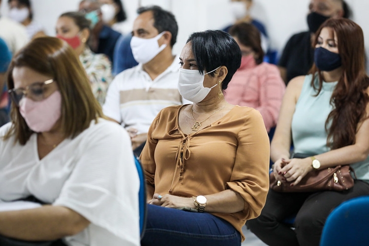 CLASSES: Gestores da educação são preparados para retorno das aulas na capital