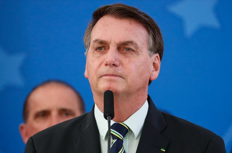 AMEAÇA: Hackers vazam supostos dados de 200 mil militares em retaliação a Bolsonaro