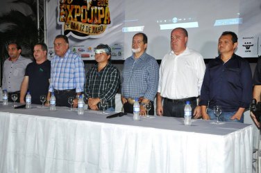 Comércio aposta na festa country para alavancar vendas