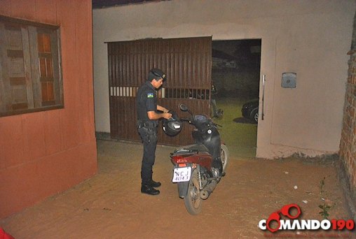 Polícia recupera motocicleta roubada há 15 dias