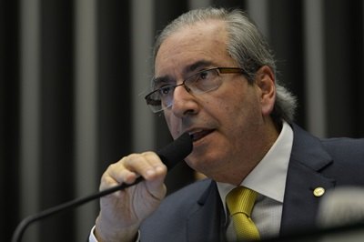 Cunha pede ao STF para se defender antes de decisão sobre prisão
