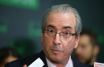 Eduardo Cunha chama reajuste no Bolsa Família de irresponsabilidade fiscal