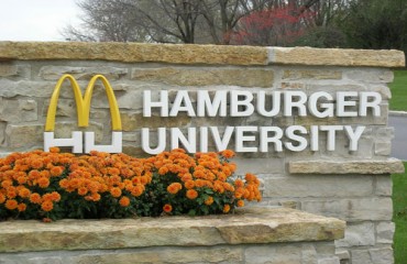 McDonald’s University completa 15 anos e é reconhecida com marca mais lembrada na educação corporativa