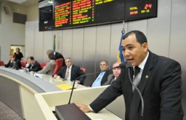 TERMÓPILAS – Valter Araújo irá precisar de 13 votos de 15 deputados para não permanecer preso