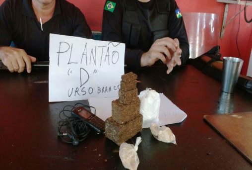 Agentes encontram grande quantidade de drogas no presidio Urso Branco - VÍDEO