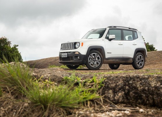 Jeep Renegade vai ganhar 1.8 mais potente em 2017