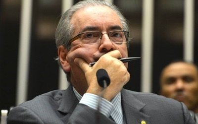 Palácio do Planalto, PMDB e Centrão tiram apoio a mandato de Cunha
