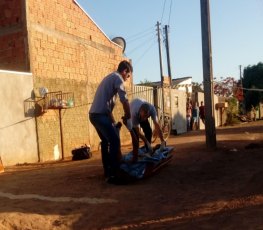 Jovem é encontrado sem vida em calçada