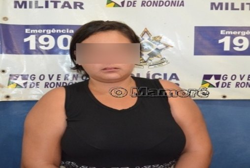 Mulher é presa transportando 4,5 kg de droga escondida em caixa de som