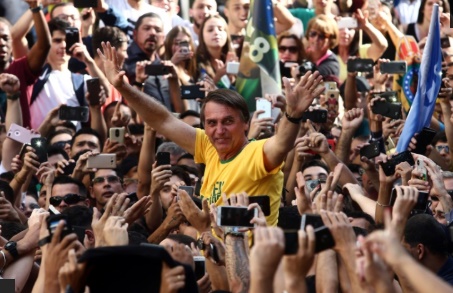 ALÍVIO: Hemorragia de Bolsonaro é controlada e termina a cirurgia