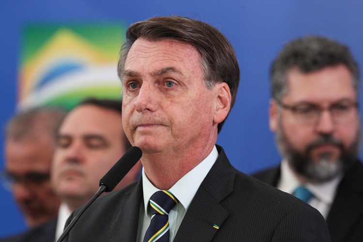 SERVIÇO PÚBLICO: Bolsonaro vai decidir nesta quarta sobre veto a reajuste de servidores