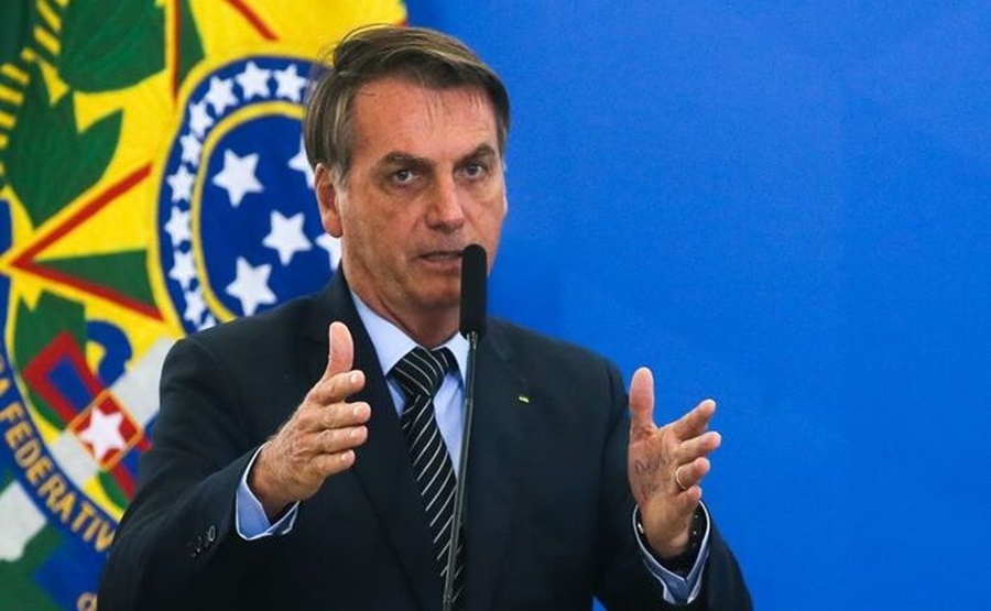 EXPLICAÇÃO: Bolsonaro defende compras de Viagra e diz que tem 20 brochas no Exército