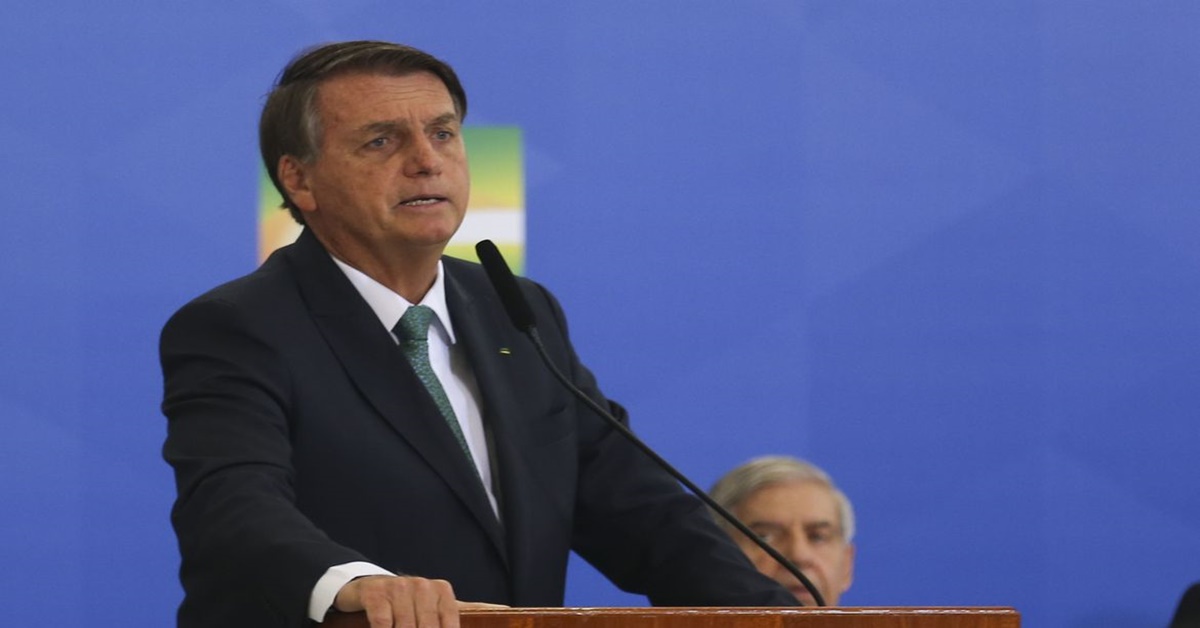 MUDOU DE IDEIA: Presidente Bolsonaro anula decretos que revogavam luto oficial